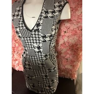 H & M Small Abstract Black and White Bodycon Dress